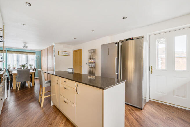 138471819692835fd396e5