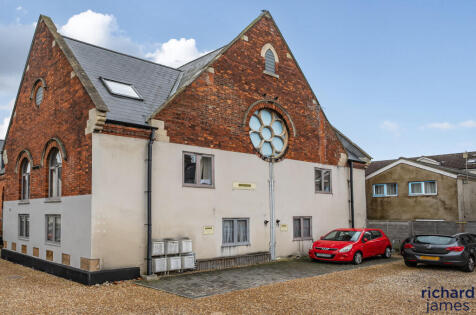 Cricklade Road, Swindon, SN2