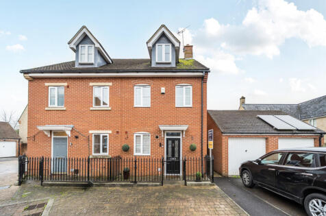 Mariner Road, Oakhurst, Swindon, SN25