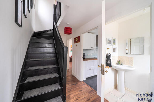 83f7adff1bf44467bdcf843070fe1b62