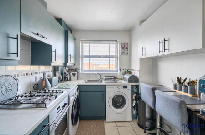 089d85589f6e4029ab1d4af76da1348e