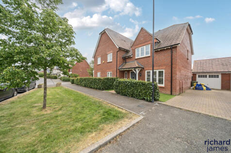 Eastlake, Tadpole Garden Village, Swindon, SN25