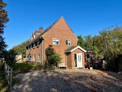 Castle Road, Marlborough, SN8 3LS