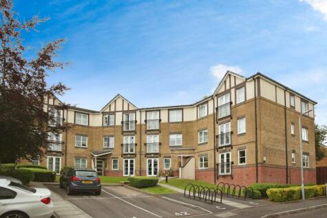 Thornhill - 2 bedroom ground floor flat for sale