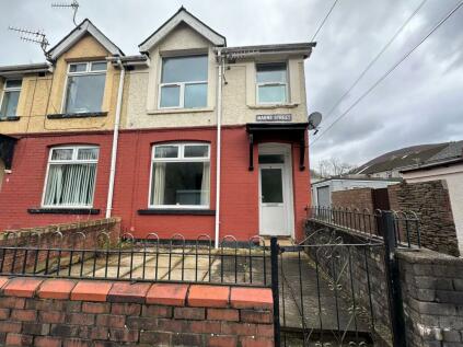 Cwmcarn - 3 bedroom end of terrace house for sale