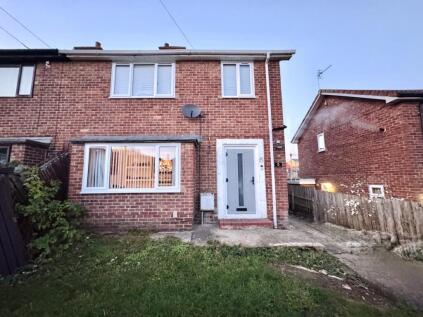 Beaumont Crescent, Peterlee, County Durham, SR8