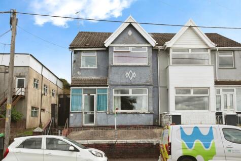 Cambrian Avenue, Gilfach Goch, Porth