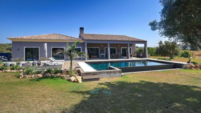 stunning villa