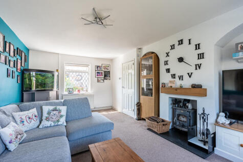 Holly Hill Road, Kingswood