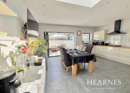 Davis Road, Parkstone , Poole, BH12