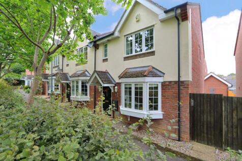 Barnet Close, Oakhill, Milton Keynes, MK5