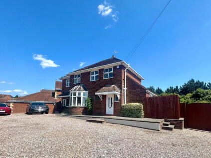 Cinder Road, Gornal Wood