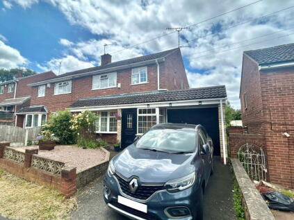 Central Drive, Lower Gornal