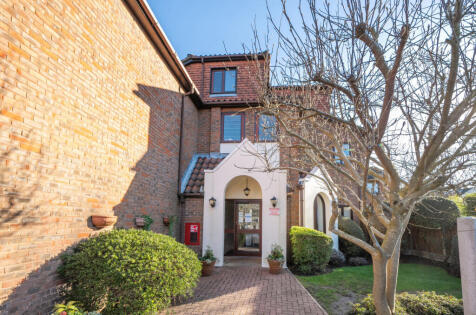 Chingford Lane, Woodford Green