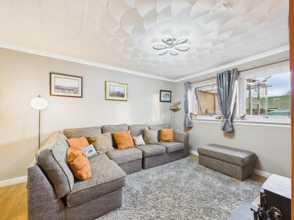 CAM03481G0-PR0122-STILL018