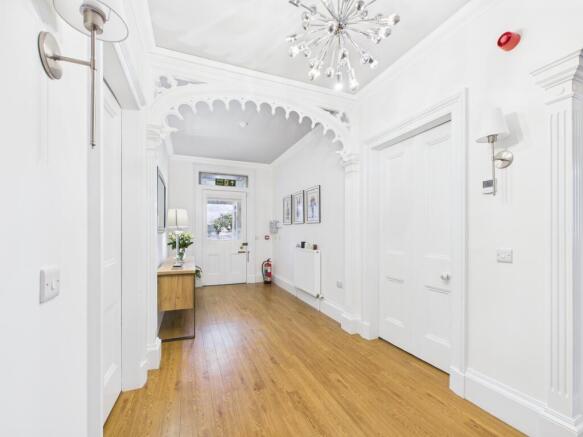 CAM03185G0-PR0125-STILL006