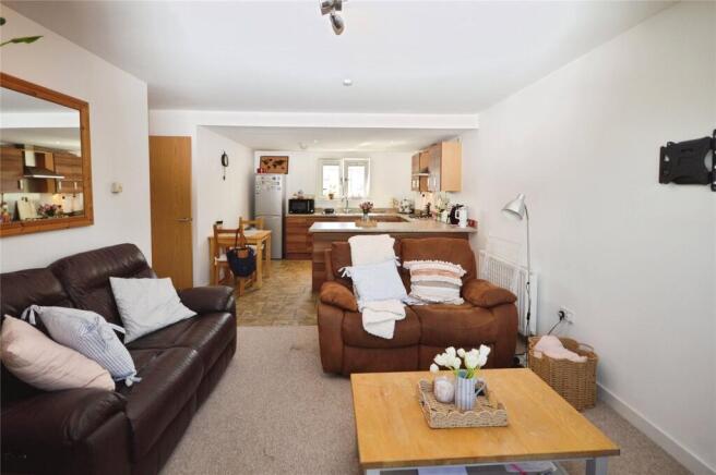 Living Room/Kitchen