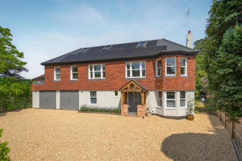 Woodend Drive, Sunninghill