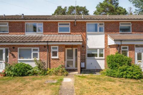 Kinross Avenue, Ascot