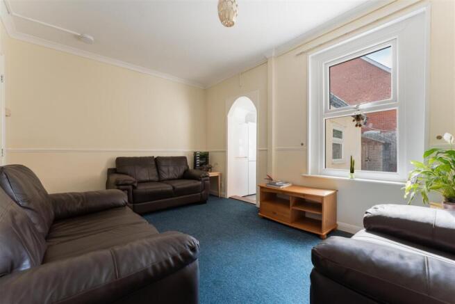 40 Clifton Road-5.jpg