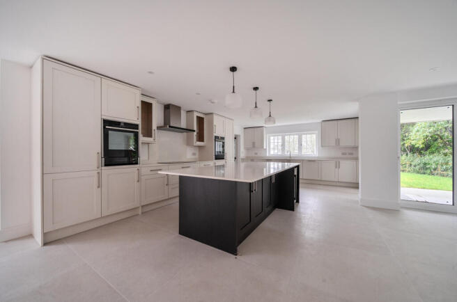 1397608-17-695fd1...