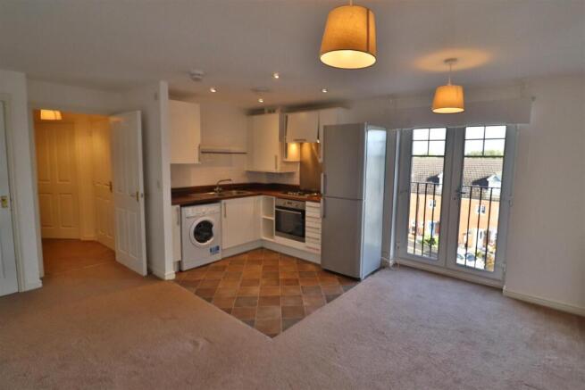 KITCHEN/ LIVING ROOM