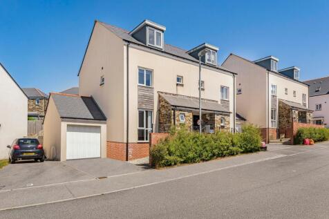 Aglets Way, St. Austell, PL25