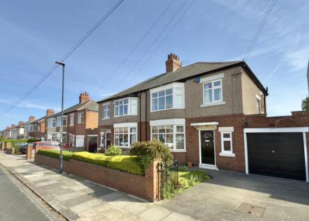 The Drive, Benton, NE7