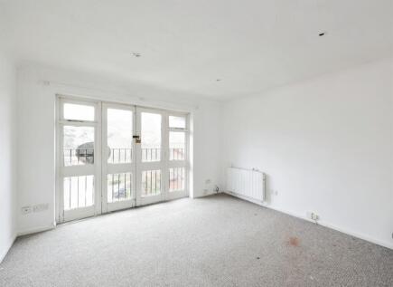 Chenies Way, Watford