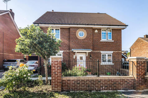 Inhams Road, Holybourne, Alton, Hampshire, GU34