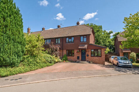 Clements Close, Binsted, Alton, Hampshire, GU34