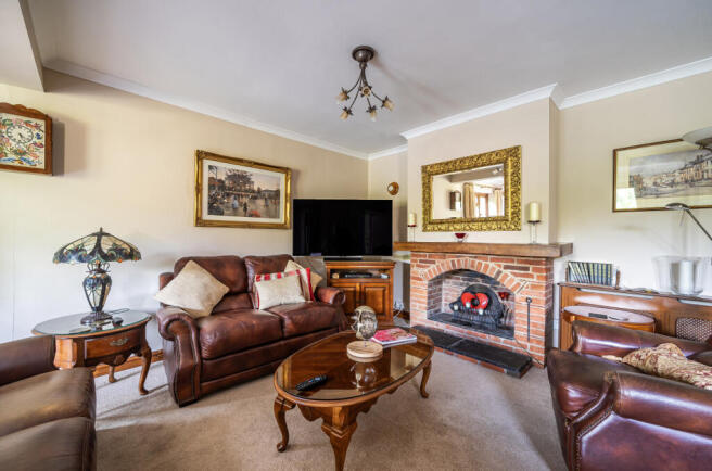 1341371-9-68a5f9d...