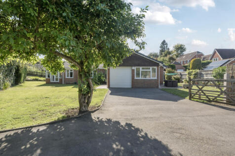 Lymington Bottom Road, Four Marks, Alton, Hampshire, GU34