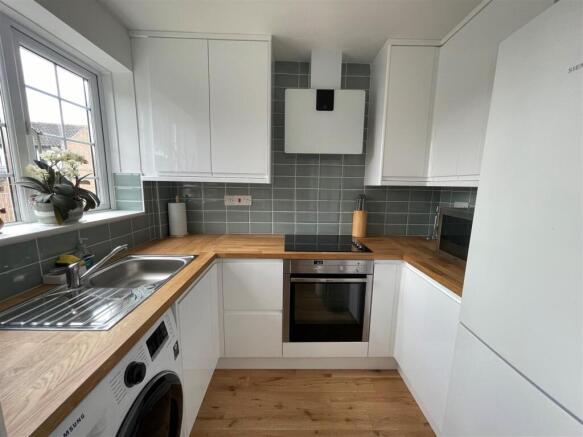 Kitchen 3.jpg