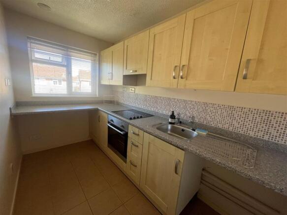 NEW KITCHEN 2.jpg