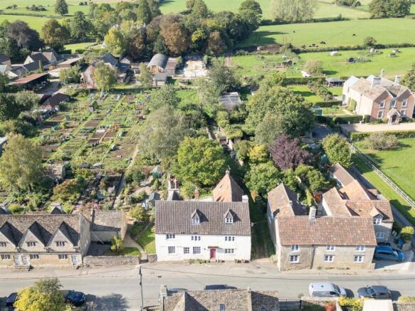 67 & 68 Kington St Michael-70.jpg