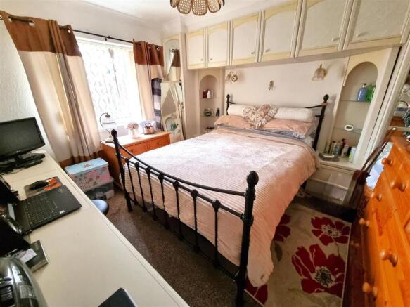 Bedroom 2.1.jpg