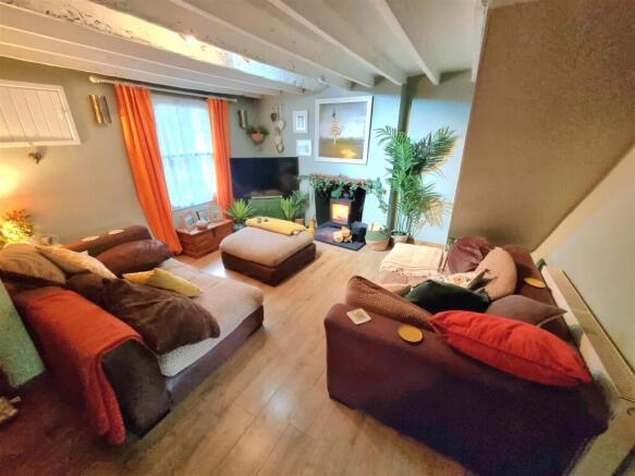 Sitting room.jpg