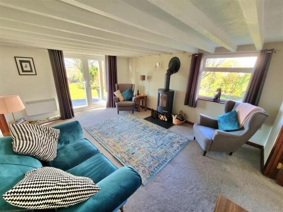 Sitting Room.jpg