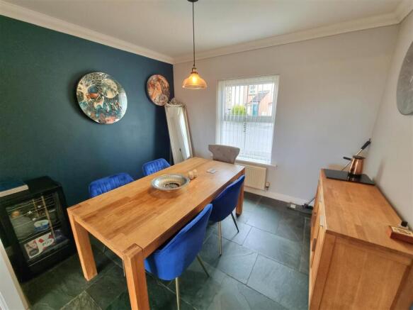 Dining area.jpg
