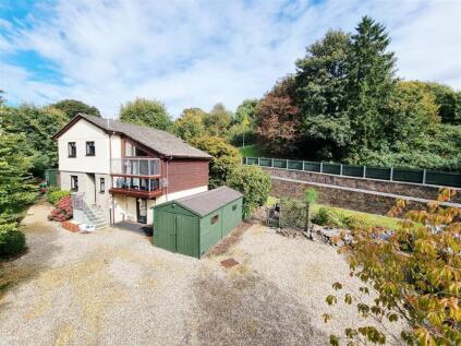 Brookside Close, Launceston