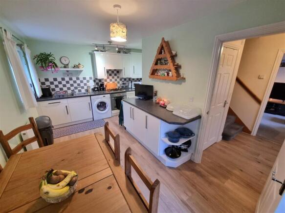 Kitchen & dining room.jpg