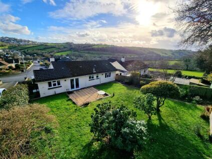 Hollies Road, Launceston