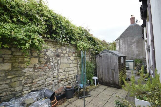 Courtyard garden