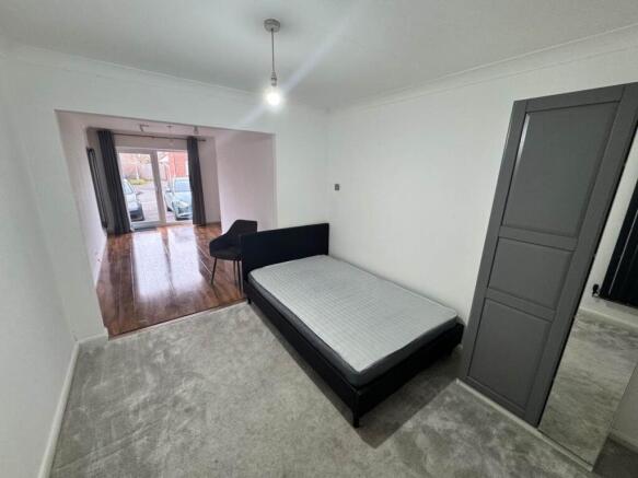 bedroom 6 Craiglee 1