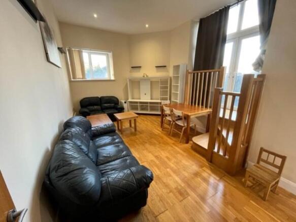 2living room
