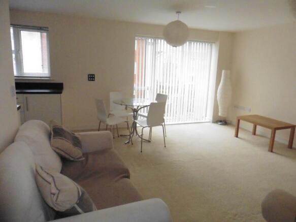 9 Overstone Court (1