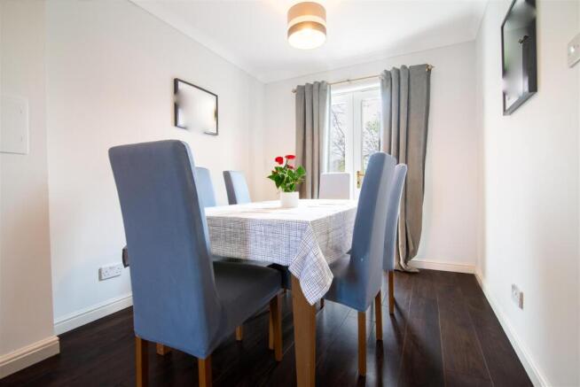 diningroom.jpg