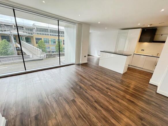 Lounge/Kitchen