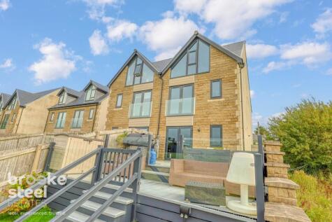 Pilgrim Gardens, Edenfield